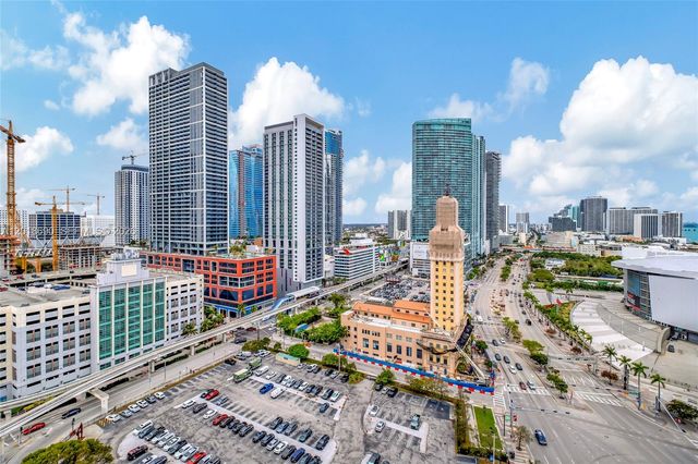 398 NE 5th St 1407, Miami, FL 33132