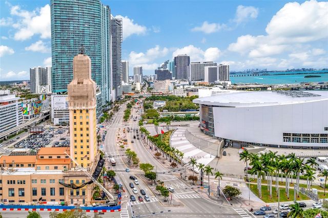 398 NE 5th St 1407, Miami, FL 33132