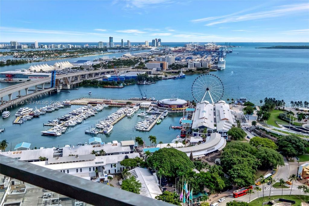 398 NE 5th St 1407, Miami, FL 33132