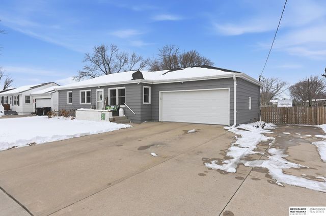 153 S Luther Road, Fremont, NE 68025