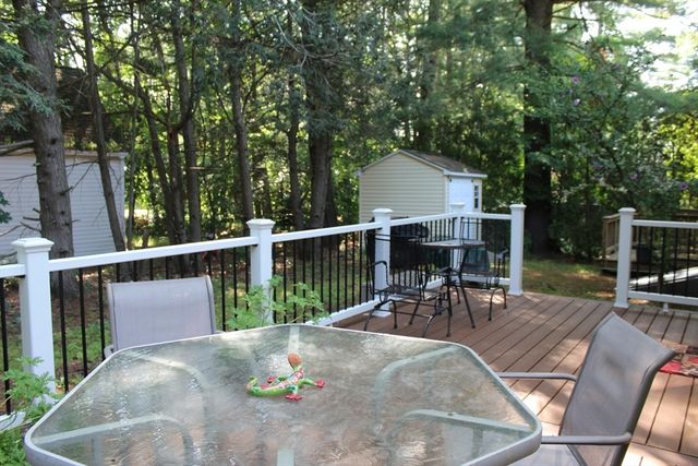 3 Roger St, Bellingham, MA 02019