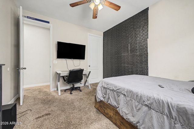 330 S AARON --, Mesa, AZ 85208