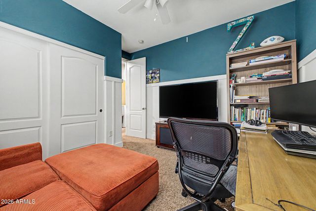 330 S AARON --, Mesa, AZ 85208
