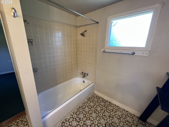 3407 GRAND Blvd, Vancouver, WA 98661