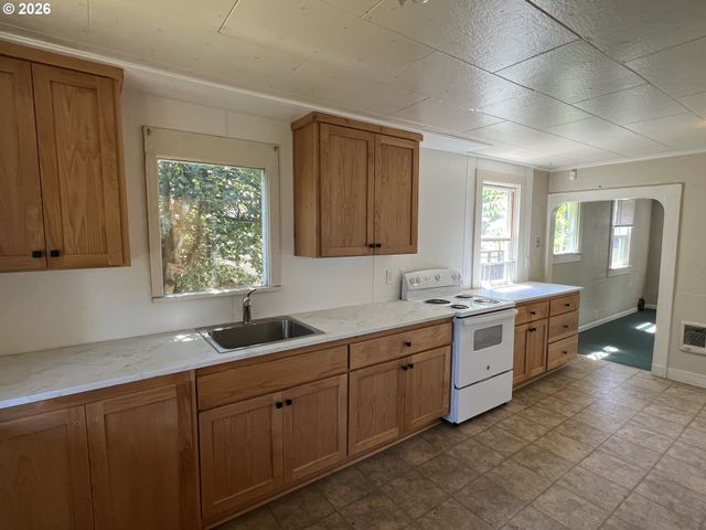 3407 GRAND Blvd, Vancouver, WA 98661