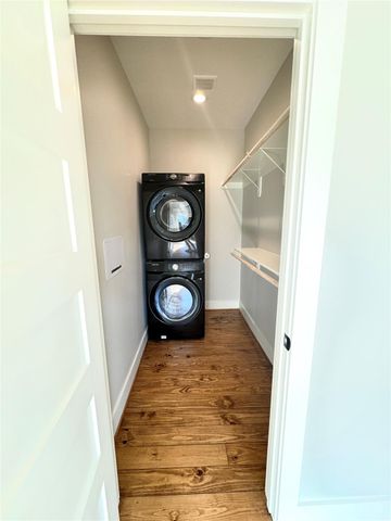 435 Oxford Street A, Houston, TX 77007