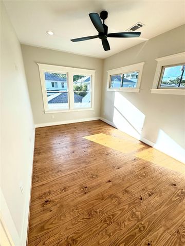 435 Oxford Street A, Houston, TX 77007