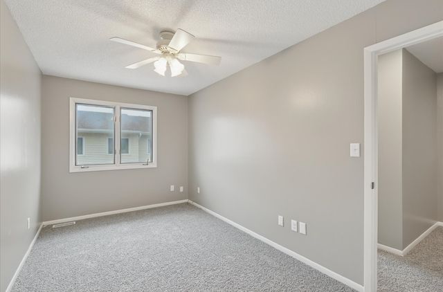 248 Holiday Circle 37, West Des Moines, IA 50265