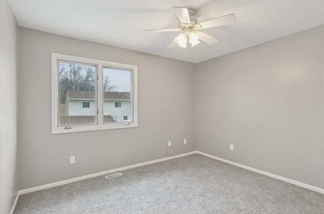 248 Holiday Circle 37, West Des Moines, IA 50265