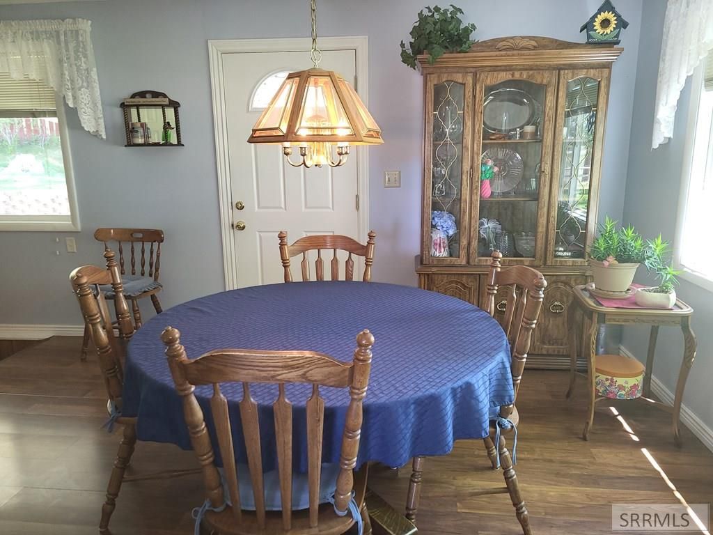 Image 21 of property listing at 560 N Front Street, Arco, ID 83213