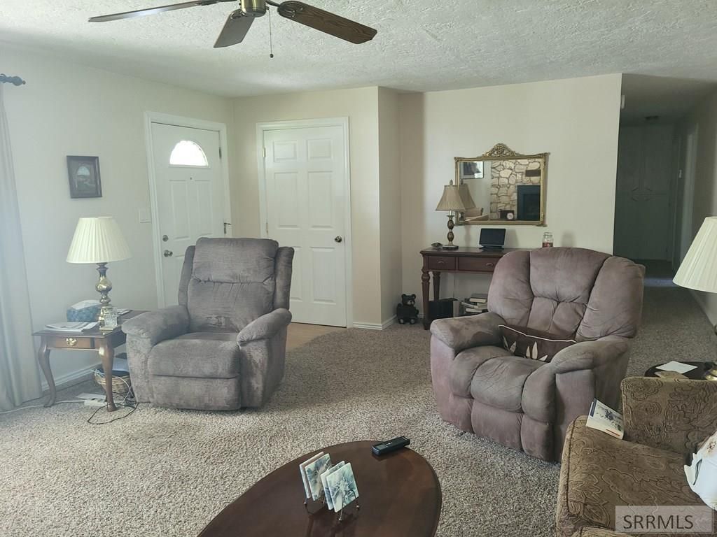 Image 28 of property listing at 560 N Front Street, Arco, ID 83213