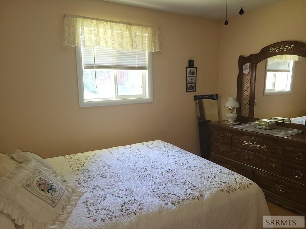 Image 39 of property listing at 560 N Front Street, Arco, ID 83213