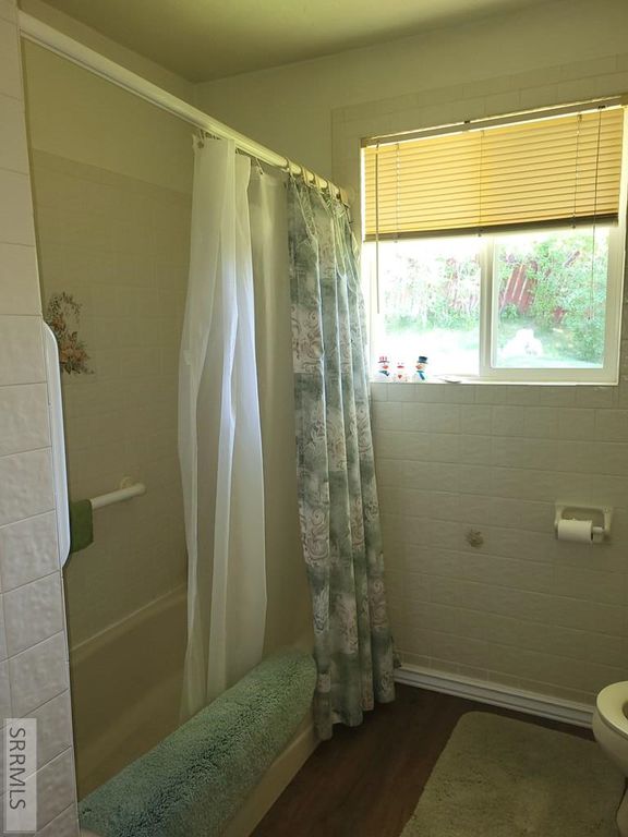 Image 43 of property listing at 560 N Front Street, Arco, ID 83213
