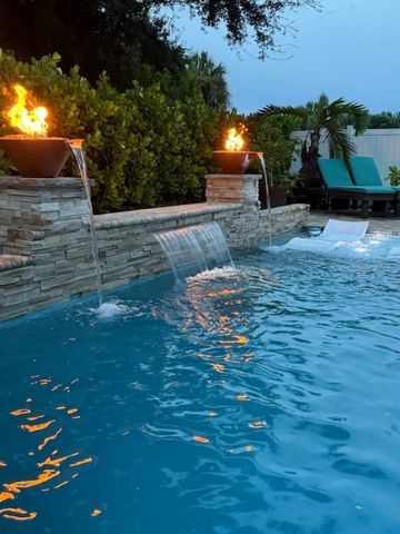 1450 STRADA D ORO, Venice, FL 34292