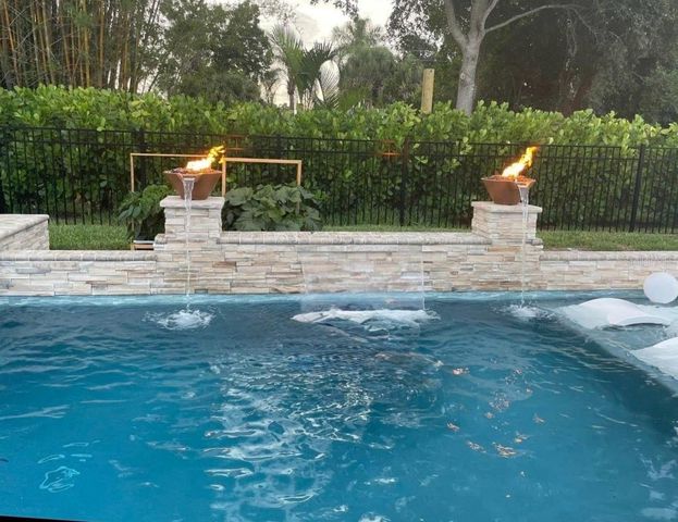 1450 STRADA D ORO, Venice, FL 34292