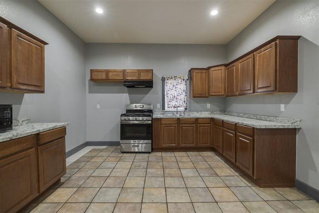 2609 SW 28th Street, Oklahoma City, OK 73108