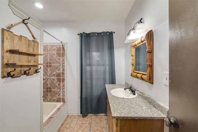 2609 SW 28th Street, Oklahoma City, OK 73108