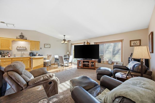 3316 35th Avenue S, Fargo, ND 58104