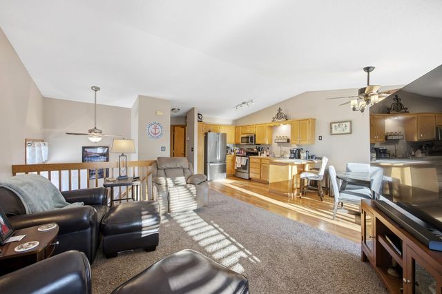 3316 35th Avenue S, Fargo, ND 58104