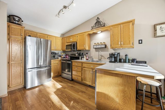 3316 35th Avenue S, Fargo, ND 58104