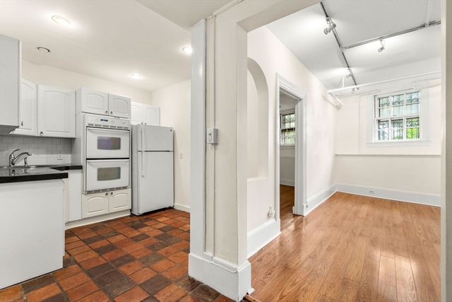 112 Pinckney Street 4, Boston, MA 02114