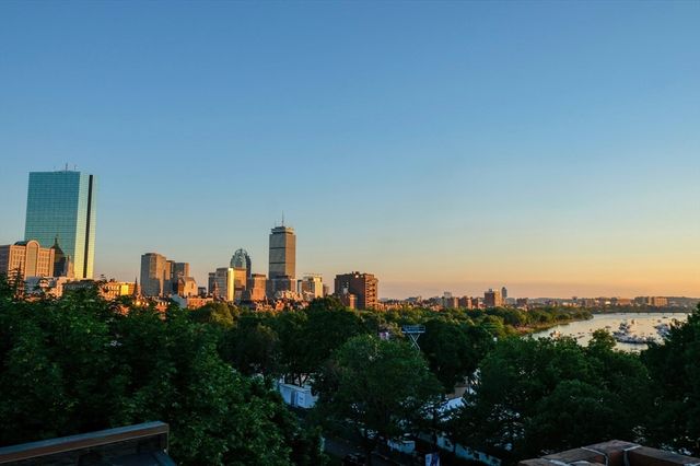 112 Pinckney Street 4, Boston, MA 02114