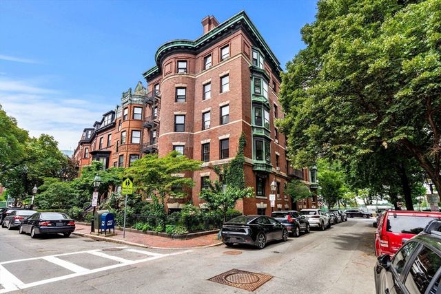 112 Pinckney Street 4, Boston, MA 02114