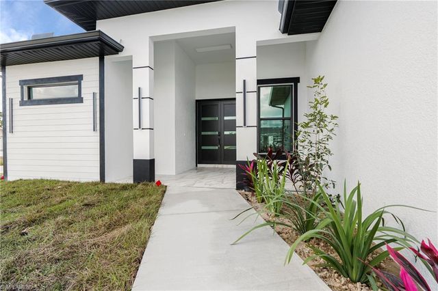 4301 10th ST W, Lehigh Acres, FL 33971