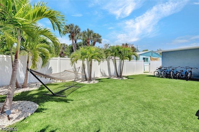 4830 Coquina RD, Fort Myers Beach, FL 33931