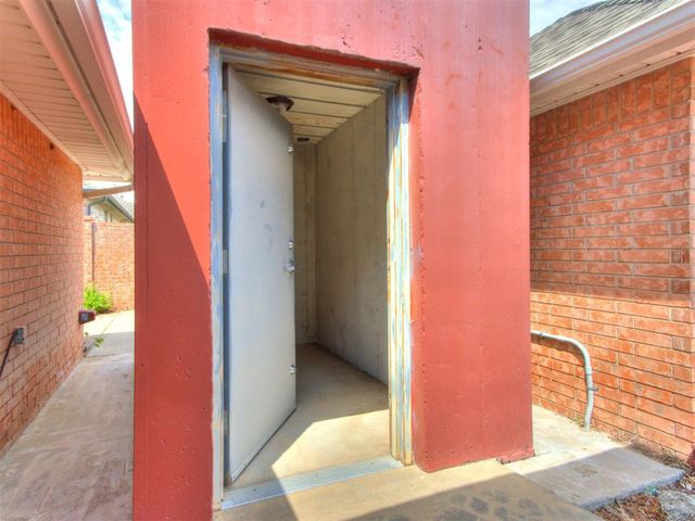 2417 Tivoli Terrace, Oklahoma City, OK 73170