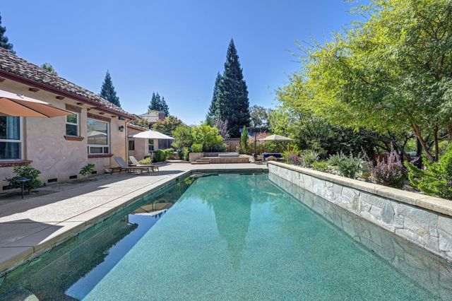 6061 Greystone Pl, Granite Bay, CA 95746