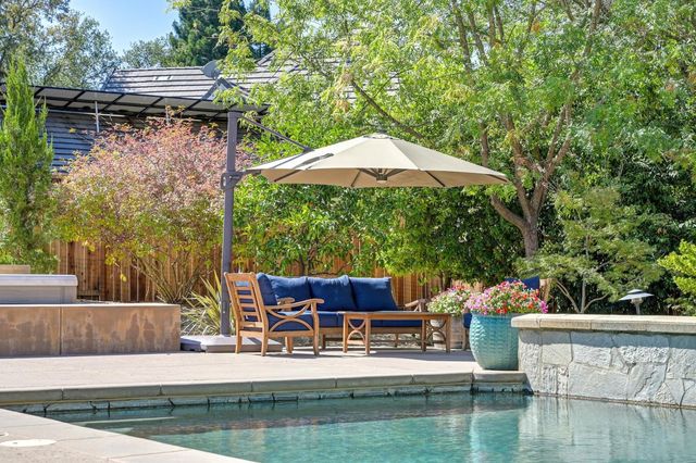 6061 Greystone Pl, Granite Bay, CA 95746