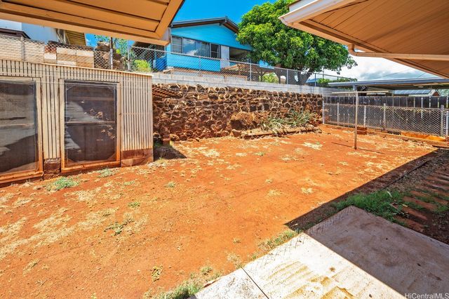 930 16th Avenue, Honolulu, HI 96816