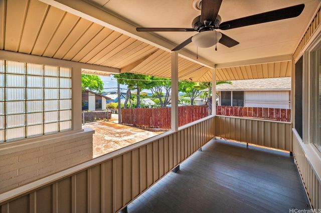 930 16th Avenue, Honolulu, HI 96816
