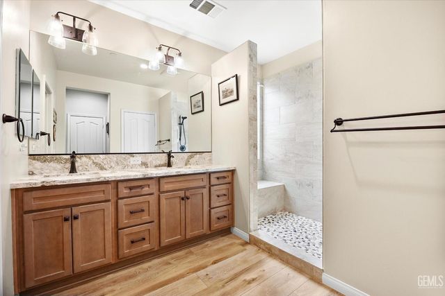 12009 French Park Lane, Bakersfield, CA 93312
