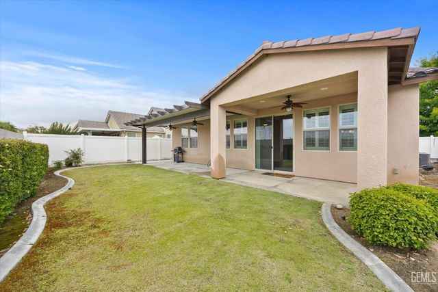 12009 French Park Lane, Bakersfield, CA 93312