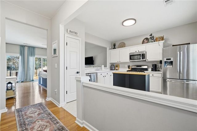 1948 Stancrest NW Trace, Kennesaw, GA 30152