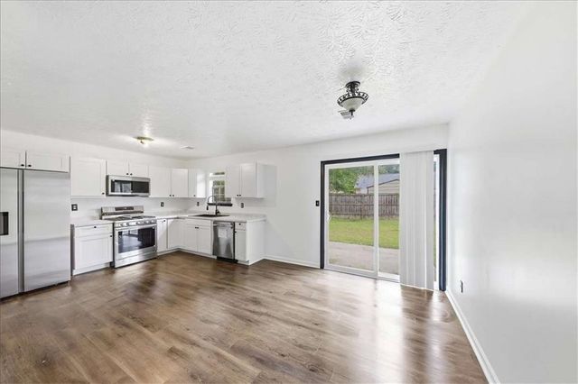 608 Crestmont Court, Jonesboro, GA 30238