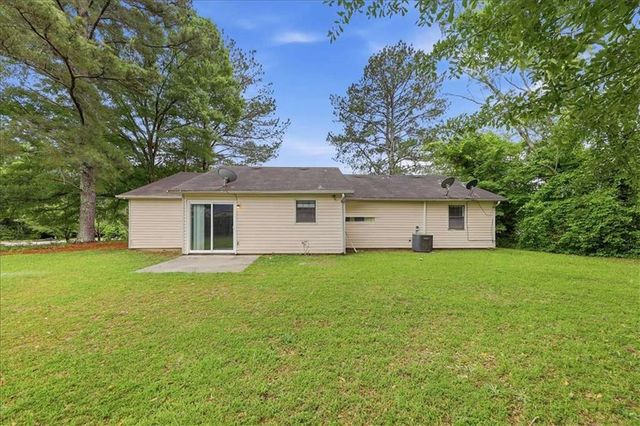 608 Crestmont Court, Jonesboro, GA 30238