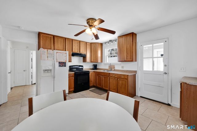 11 Stratfield Place, Bridgeport, CT 06606