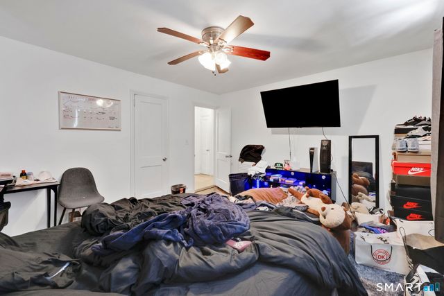 11 Stratfield Place, Bridgeport, CT 06606