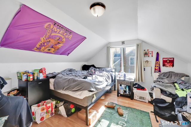 11 Stratfield Place, Bridgeport, CT 06606