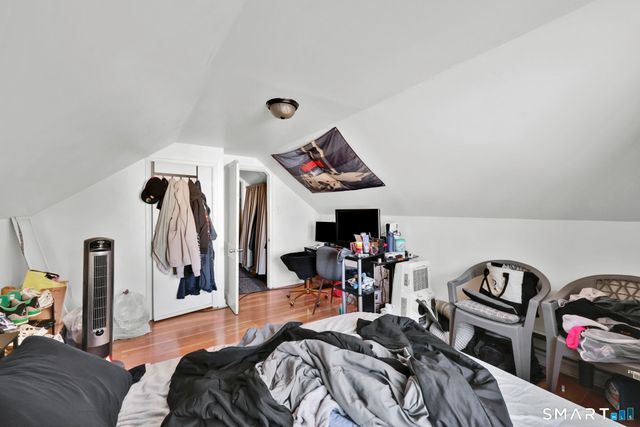 11 Stratfield Place, Bridgeport, CT 06606