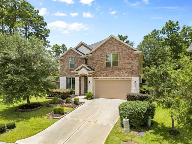 135 Teralyn Grove Loop, Conroe, TX 77318