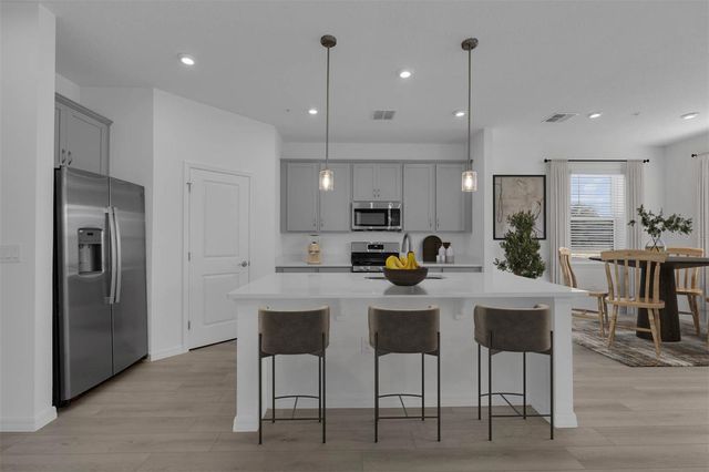 4706 INNER WORLD LANE, Wesley Chapel, FL 33543