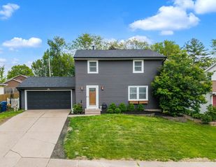 4571 Sheridan Street, Davenport, IA 52806