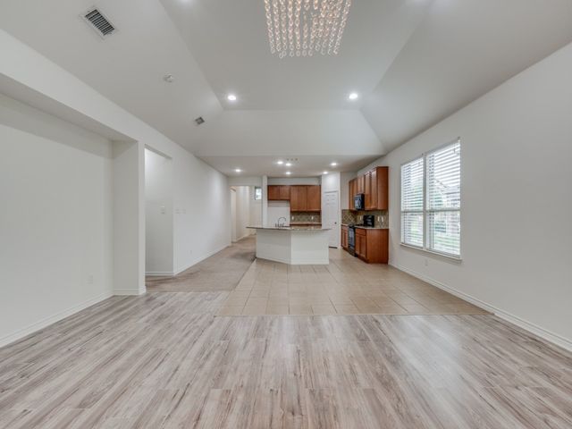 8737 Maple Ridge Trail, Fort Worth, TX 76244