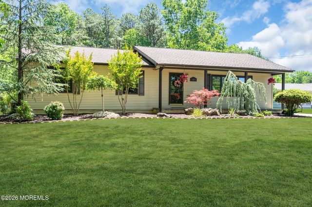 819 Harmony Road, Jackson, NJ 08527