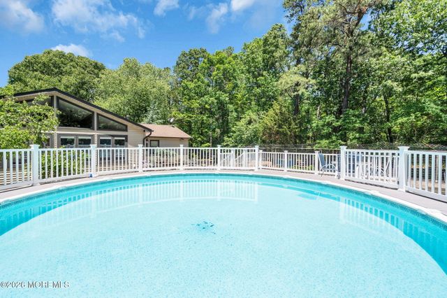 819 Harmony Road, Jackson, NJ 08527