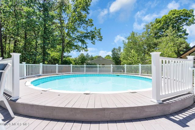 819 Harmony Road, Jackson, NJ 08527